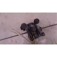 Клапан пневматичес. Land Rover Discovery 3 2004-2009 2005 RVH000046