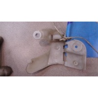 Кронштейн Volkswagen Passat B6 2005-2010 2006 3C5880615B