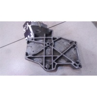 Кронштейн компрессора кондиционера Volkswagen Passat B5 1996-2005 1999 058260885C