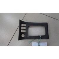 Накладка консоли Toyota Corolla E120 2000-2007 2005 5882102140B0