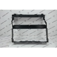 Дефлектор радиатора основной с дифектом (Паяный) Land Rover Range Rover P400E L405 2012 LR033397