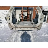 панель Volvo 2004 30663357