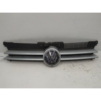 Решетка радиатора Volkswagen Golf-4 2004 1J0853655G
