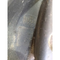 Брызговик передний правый Audi A4 B8 2007-2015 8K0075111A