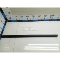 Накладка стекла переднего правого Mitsubishi Lancer (CX,CY) (2007 - ) 5706A028