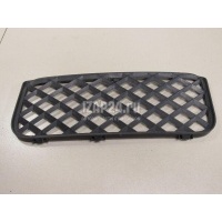 Решетка в бампер правая VAG Touareg (2002 - 2010) 7L68536779B9