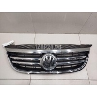 Решетка радиатора TYG Tiguan (2007 - 2011) VG07110GA