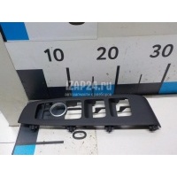 Накладка блока управления стеклоподъемниками Hyundai-Kia Sorento Prime (2015 - ) 93572C5100WK