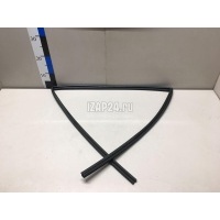 Уплотнитель стекла двери Toyota Corolla E12 (2001 - 2007) 6814202060