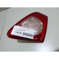 Фонарь задний внутренний правый Toyota Corolla E15 (2006 - 2013) 8158112110