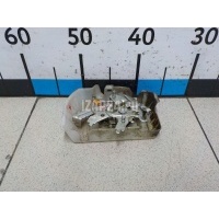 Замок багажника Toyota Hilux (2005 - 2015) 657600K010