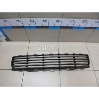 Решетка в бампер центральная Toyota Auris (E15) (2006 - 2012) 5311202080