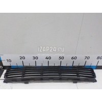 Решетка в бампер центральная Toyota Auris (E15) (2006 - 2012) 5311202080