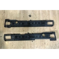 Крепление пола багажника Volkswagen Touareg II (2010—2014) 2011 7P0863600A, 7P0863599A
