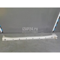Накладка на порог (наружная) Toyota Land Cruiser (200) (2008 - ) 7585060040B0