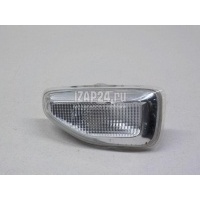 Повторитель на крыло левый белый Renault Logan II (2014 - ) 261651140R