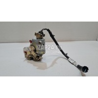 Замок двери задней левой Nissan Primera P11E (1996 - 2002) 825032F000