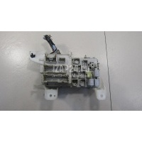 Блок предохранителей Toyota Corolla E12 (2001 - 2007) 8273012160