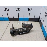 Кронштейн КПП левый Toyota Auris (E15) (2006 - 2012) 123250D040