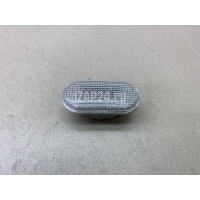 Повторитель на крыло белый Nissan Micra (K12E) (2002 - 2010) 26160AX001