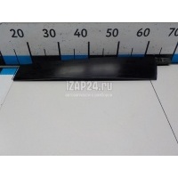 Накладка двери передней правой VAG Touareg (2010 - 2018) 7P6837902B041