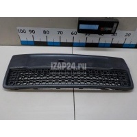 Решетка в бампер центральная Ford Fusion (2002 - 2012) 1369703