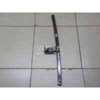 Направляющая стекла двери Land Rover Discovery III (2004 - 2009) CUE500060
