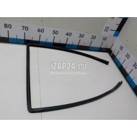 Уплотнитель стекла двери Land Rover Range Rover Sport (2005 - 2012) LR017042