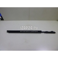 Накладка стекла заднего правого Land Rover Range Rover III (LM) (2002 - 2012) CGE000800