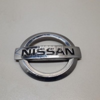 Эмблема на крышку багажника Nissan Navara (D40) (2005 - 2015) 90891EB360