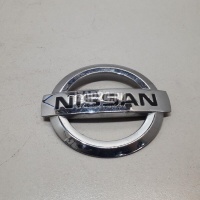 Эмблема на крышку багажника Nissan Navara (D40) (2005 - 2015) 90891-eb360