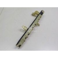 Направляющая стекла двери Chrysler Cherokee (KL) 2013 68227426AA