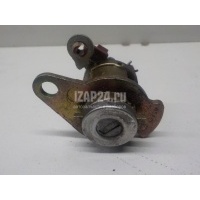 Вставка замка двери прав. Suzuki Liana (2001 - 2007) 8227054840
