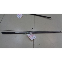 Накладка стекла переднего правого (бархотка) Mitsubishi Pajero, Montero 2 1991-2004 1992 MB669118