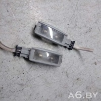 Фонарь салона (плафон) Volkswagen Touran 1 2006  1K0947109