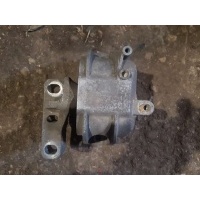 Подушка крепления двигателя Volkswagen Jetta 2008 1K0199262AT