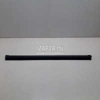 Уплотнитель стекла двери Mitsubishi ASX 2010 5736A140
