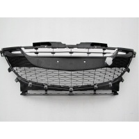 Mazda 3 bl 2009 2010 2011 2012 бампер решетка оригинальный