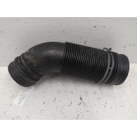 Патрубок воздушного фильтра Volkswagen Caddy 2001 6K0129684E