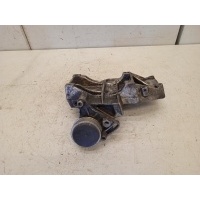Кронштейн кондиционера Volkswagen Passat B5 1996-2000 058260885C