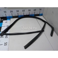 Уплотнитель стекла двери Ford Fiesta (2001 - 2008) 1433746