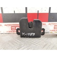 Замок крышки (двери) багажника Volkswagen Passat 5 1997 3B9827505B