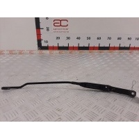 Поводок стеклоочистителя передний правый Audi A4 B5 1996 8D1955408A