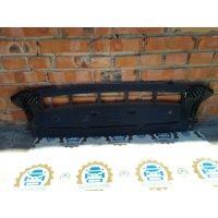 пыльник бампера Audi Q5 8R 2013 8R0807233C