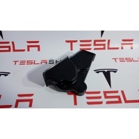 крепежная накладка двери Tesla Model X 2020 1120136-00-A
