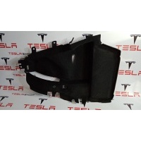 Обшивка багажника левая верхняя Tesla Model X 2020 1078359-00-C