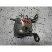 Петля двери багажника Toyota Land Cruiser 100 J100 1998-2007 6612060010