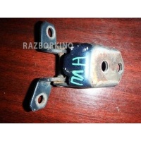 Петля двери передней левой нижняя Mazda 3 1 BK 2003-2009 F15158210