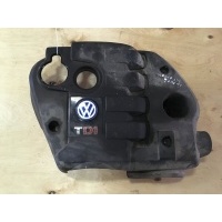 крышка двигателя Верх. Volkswagen Passat B5 2000 - 2005 038103925DG
