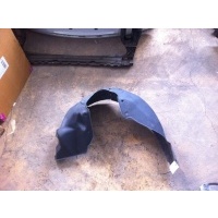 подкрылок Mazda 3 2009 - 2013 BBP3561J1A